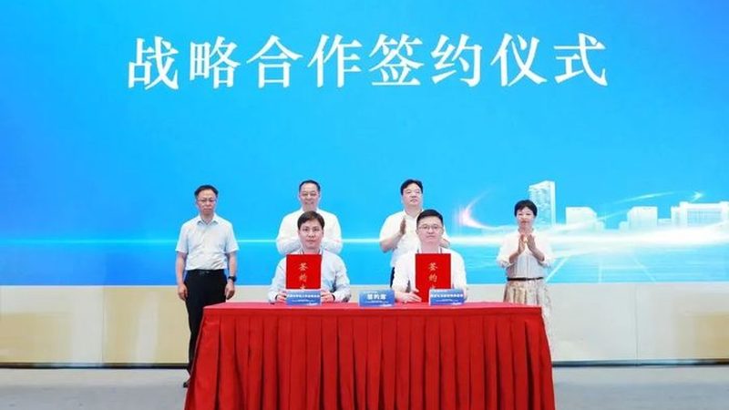 在成都，以下几家经销商在食品级色母粒领域具有较高的知名度和良好的口碑：