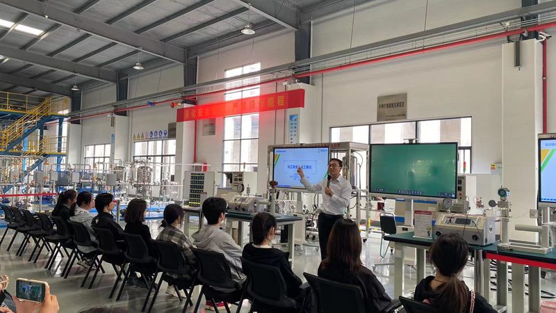 山东化学助剂：如何选择优质厂家直销产品**